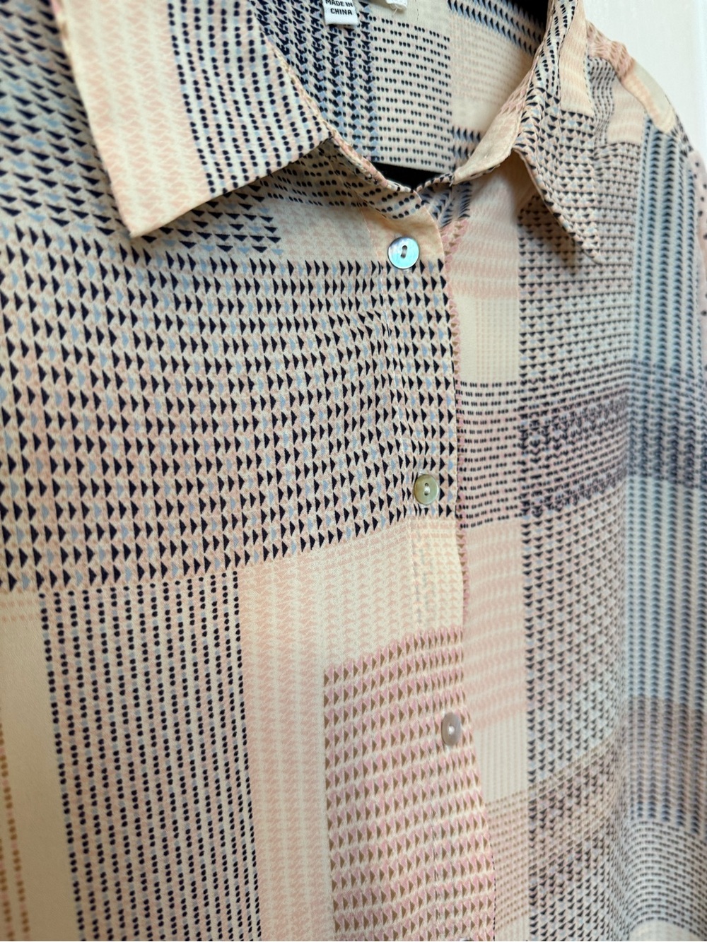 Rose & Olive Cream and Black Patterned Button-Down Blouse - Picture 2 of 9